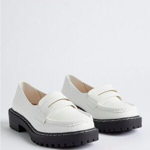 Torrid Chunky Lug Loafer Sz 9 WW